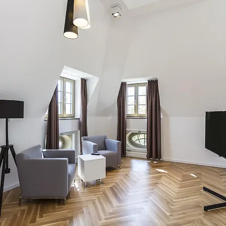 Srs Apartment Munich